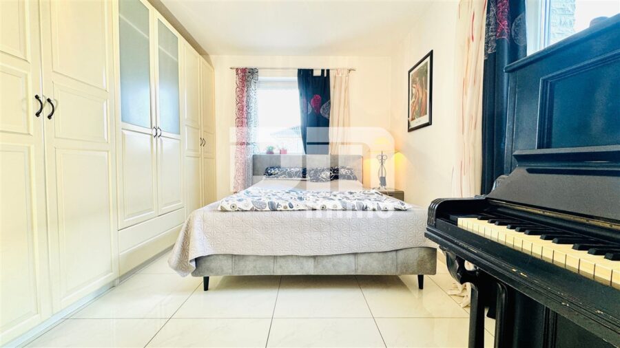 Luxeriöse Stadtvilla mit exklusiver Ausstattung in Traumlage mit vielen hochwertigen Extras - EG Gäste / Büro